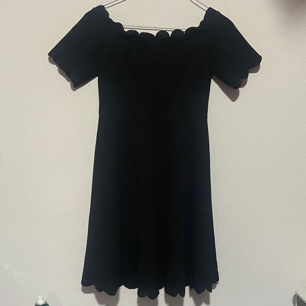 SHEIN Black Scalloped Kids Dress
